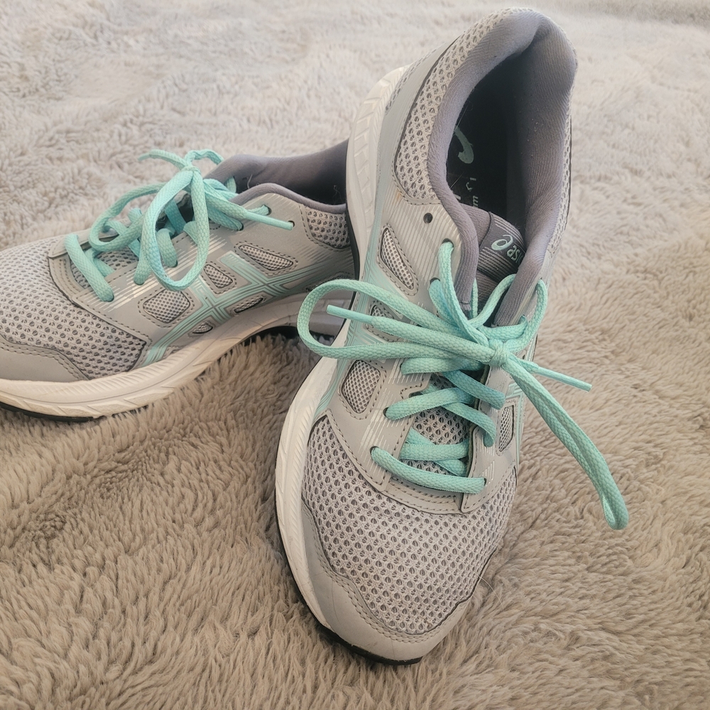 Asics Green and Gray Athletic Shoes with Breathable Mesh